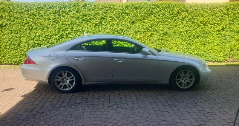 Mercedes-Benz CLS cena 42000 przebieg: 214000, rok produkcji 2007 z Radom małe 596